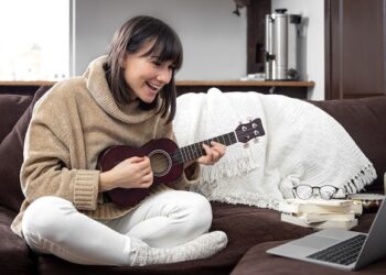 Learning Ukulele Online