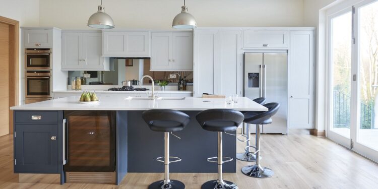 Luxury Kitchen Look with Affordable Cabinets